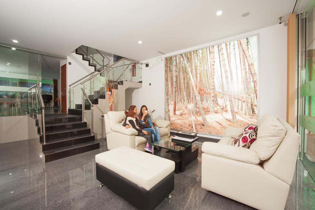Hotel Castellana 100 Bogota By Hoteles Confort 80 Hotel 3*