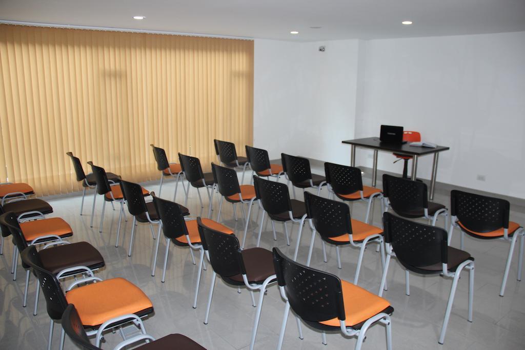 Hotel Hotel Castellana 100 Bogota By Hoteles Confort 80 3*