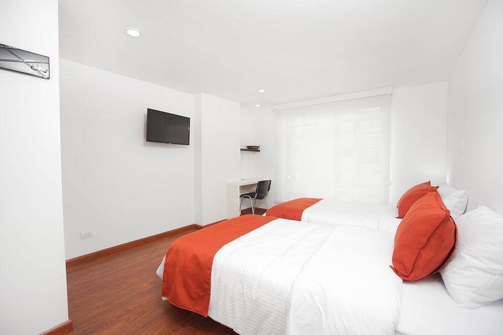 Hotel Castellana 100 Bogota By Hoteles Confort 80 3* Bogota